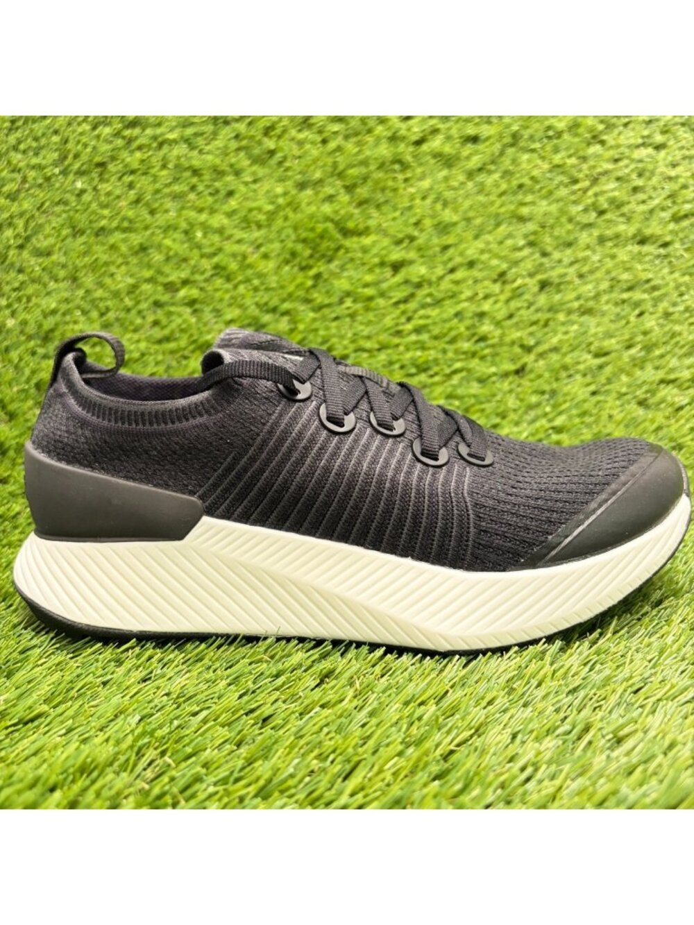 Allbirds Tree Glider Womens Size 7 Black White Athletic Running Shoes Sneakers
